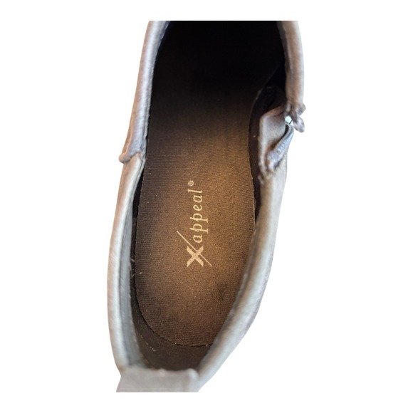 Xappeal Ankle Boots Womens 6 Gray Faux Suede Block Heel Booties Zip Up - Picture 10 of 11